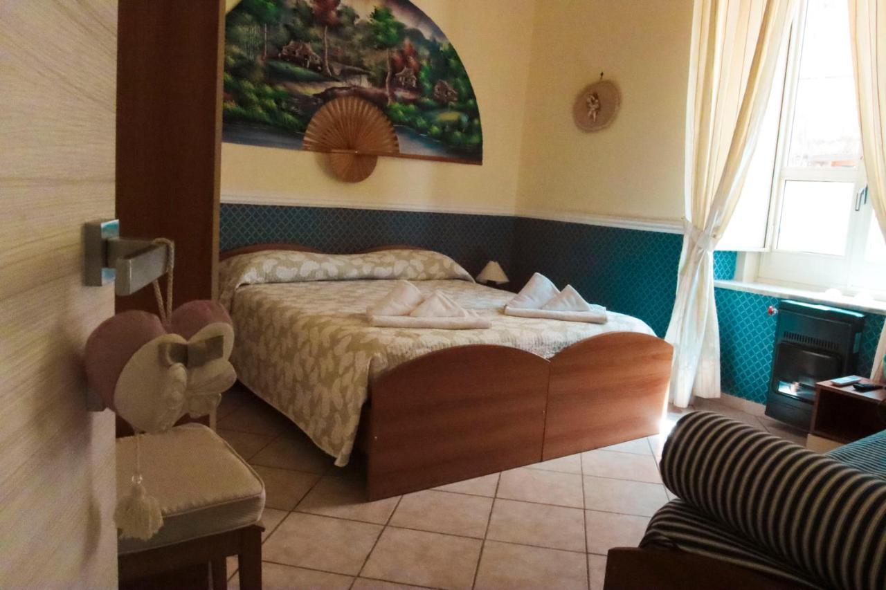 Olimpo Degli Dei Bed & Breakfast Napoli Eksteriør bilde