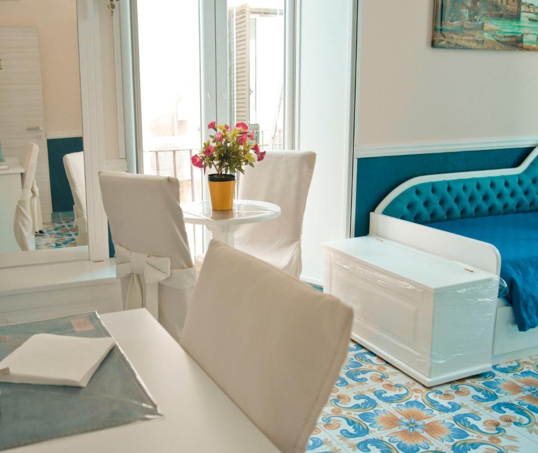 Olimpo Degli Dei Bed & Breakfast Napoli Eksteriør bilde