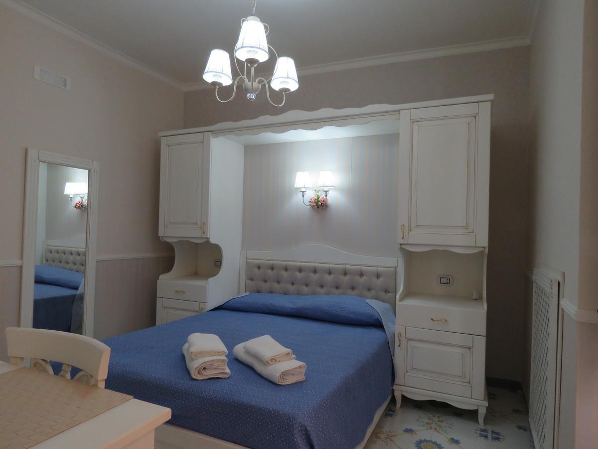 Olimpo Degli Dei Bed & Breakfast Napoli Eksteriør bilde