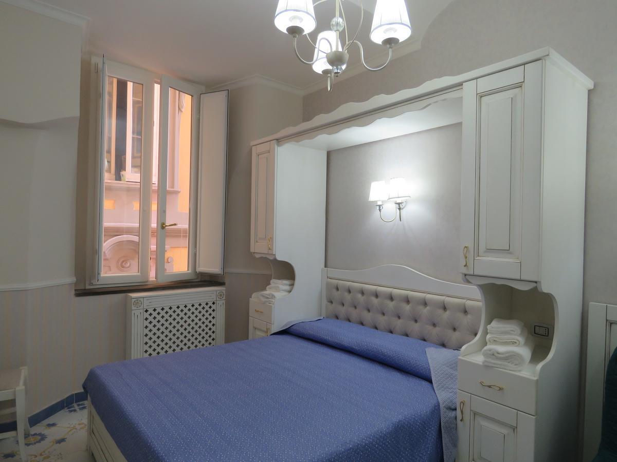 Olimpo Degli Dei Bed & Breakfast Napoli Eksteriør bilde